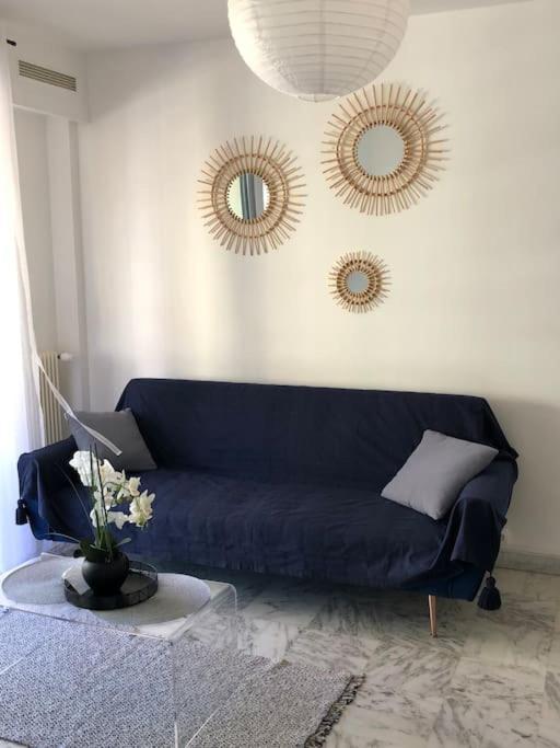 Vue Mer, 2 Pieces Lumineux Nizza Esterno foto
